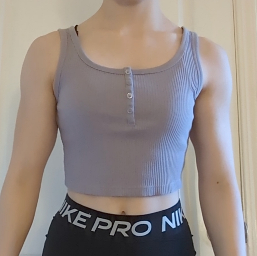 Uniqlo ribbed crop tank top